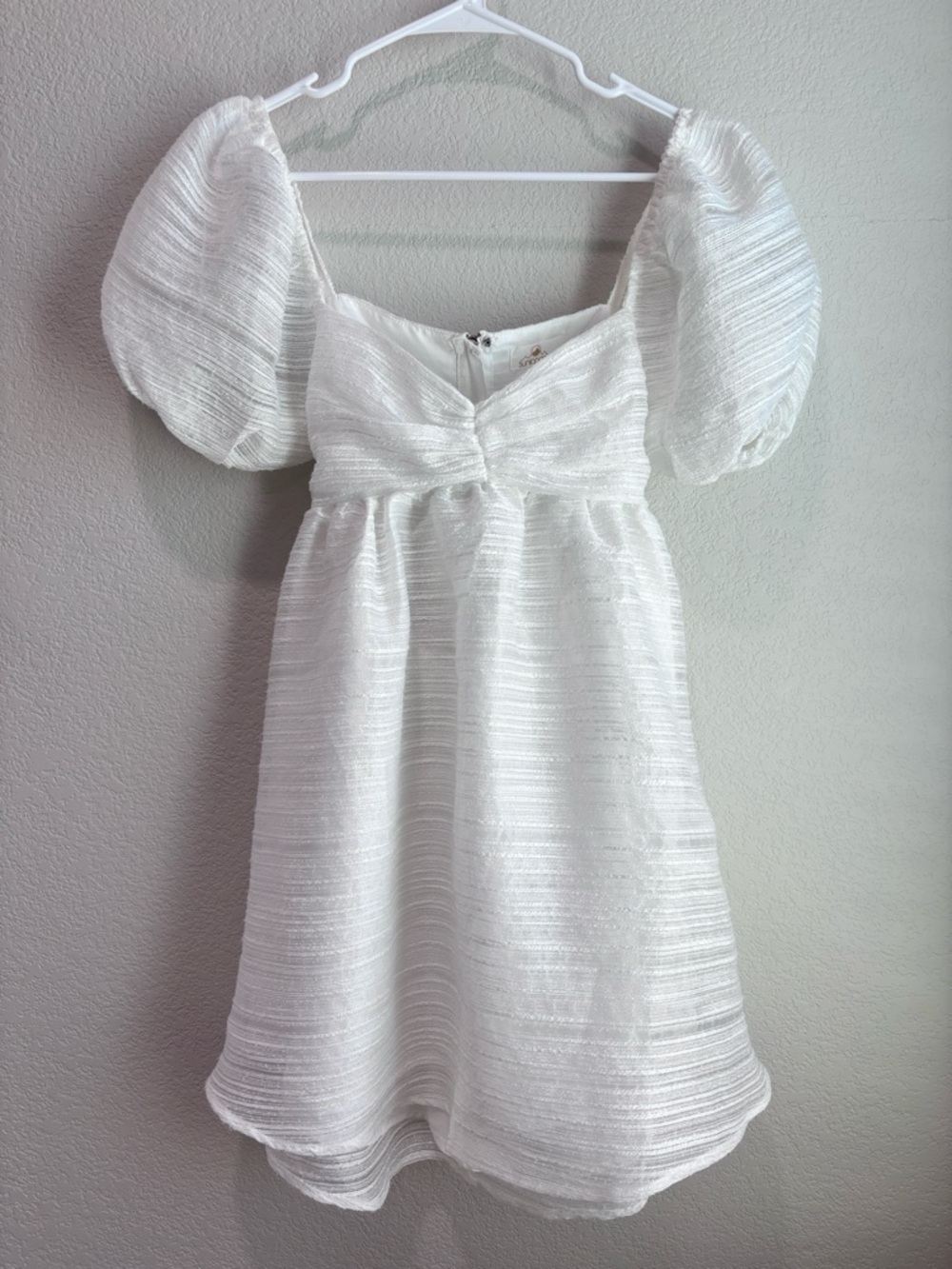 Sunland 17 Julia White Puff Sleeve Mini Dress Open Back Bow Small
